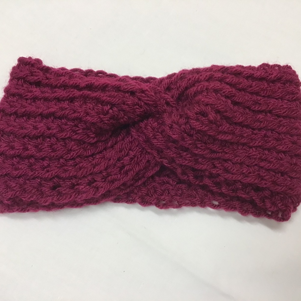 Crocheted Front Twist Headband-new